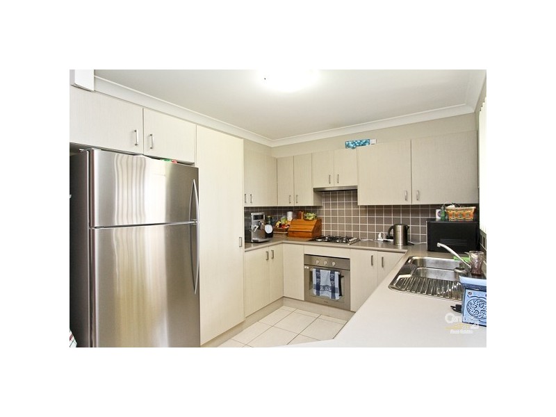 16 Ridgemont Avenue, Cameron Park NSW 2285