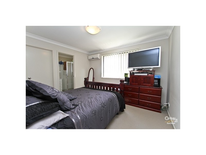 16 Ridgemont Avenue, Cameron Park NSW 2285