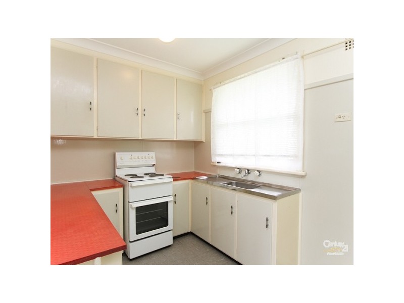 2/56 Dilkera Ave, Valentine NSW 2280