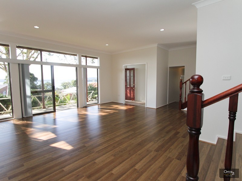 32 Albert Street, Valentine NSW 2280