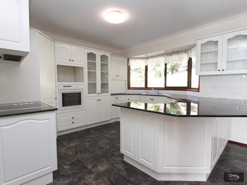 32 Albert Street, Valentine NSW 2280