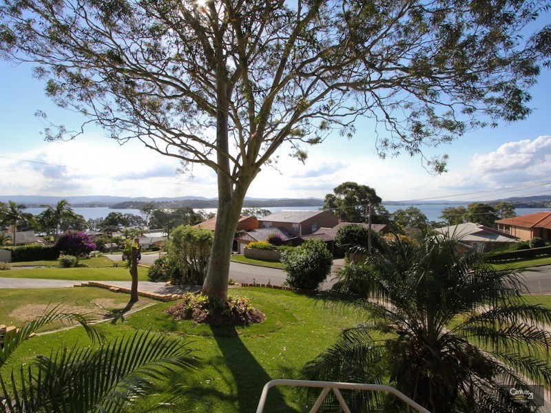 32 Albert Street, Valentine NSW 2280