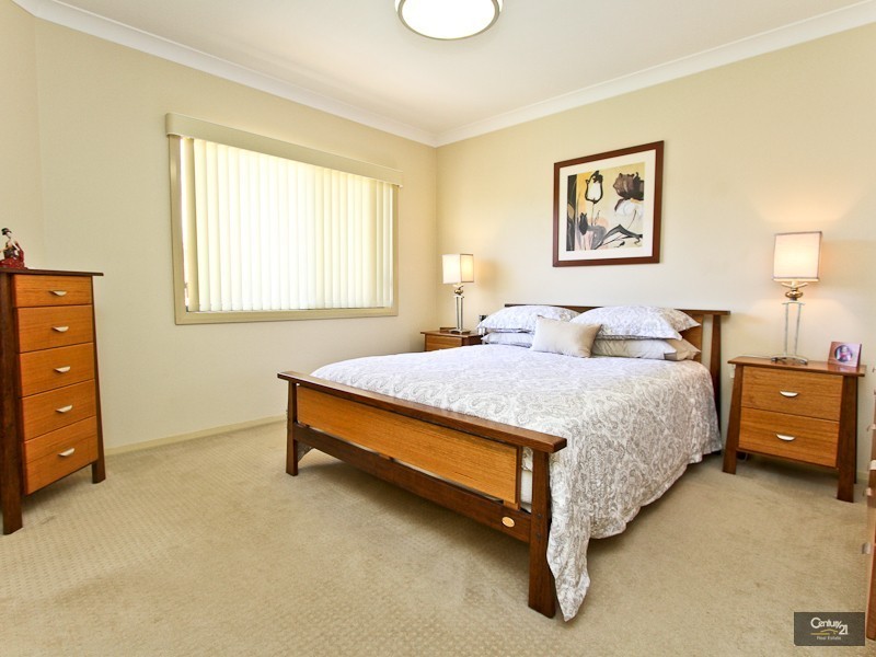 2/622 Macquarie Drive, Eleebana NSW 2282