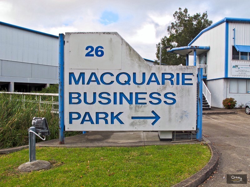 B4/26 Oakdale Road, Gateshead NSW 2290