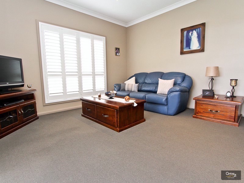 36  Master Street, Belmont North NSW 2280