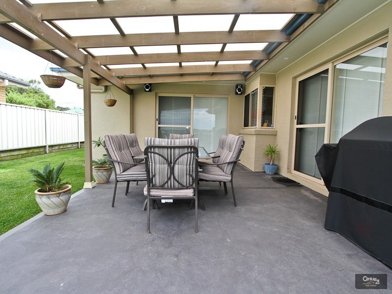 36  Master Street, Belmont North NSW 2280