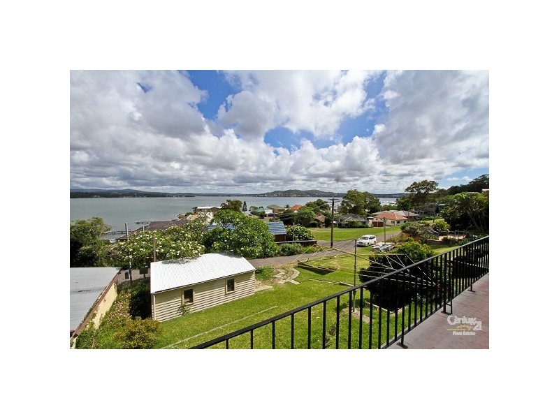 21 Gordon Street, Eleebana NSW 2282