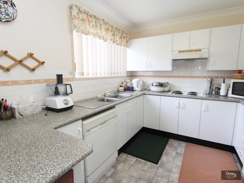 9 Aurora Court, Warners Bay NSW 2282