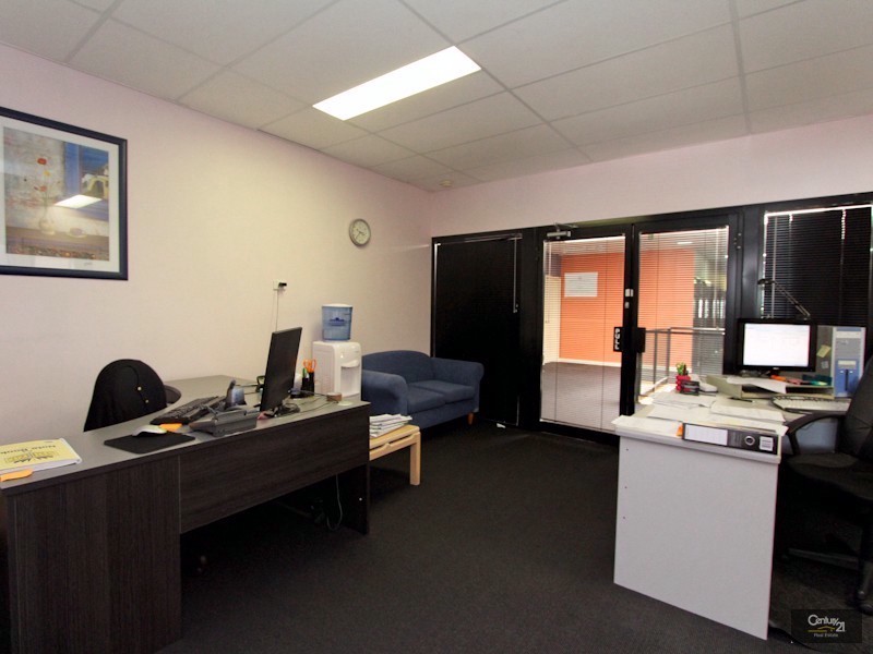 6/70 Dilkera Avenue, Valentine NSW 2280