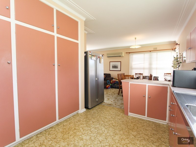 596 Macquarie Drive, Eleebana NSW 2282