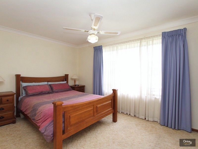 64 Regal Way, Valentine NSW 2280