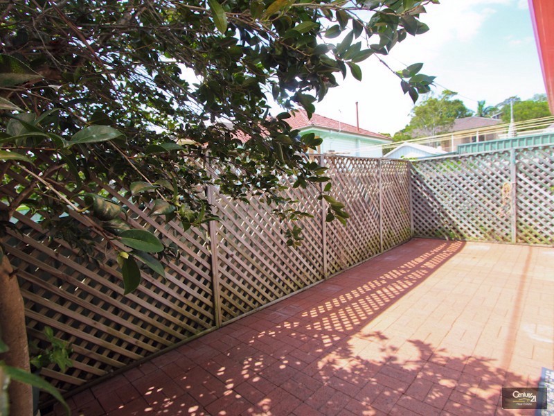 1/50 Allambee Place, Valentine NSW 2280
