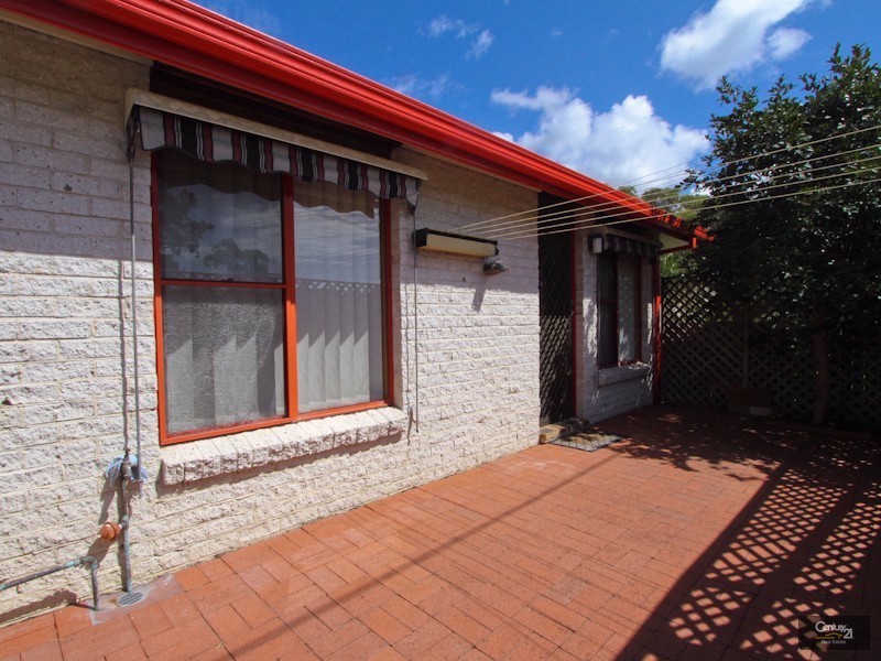 1/50 Allambee Place, Valentine NSW 2280