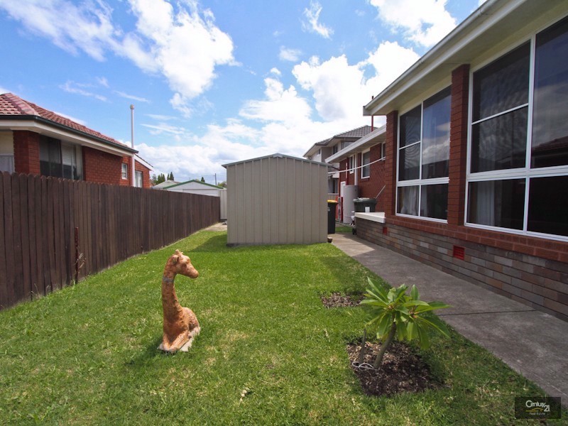 8 Park Road, Speers Point NSW 2284