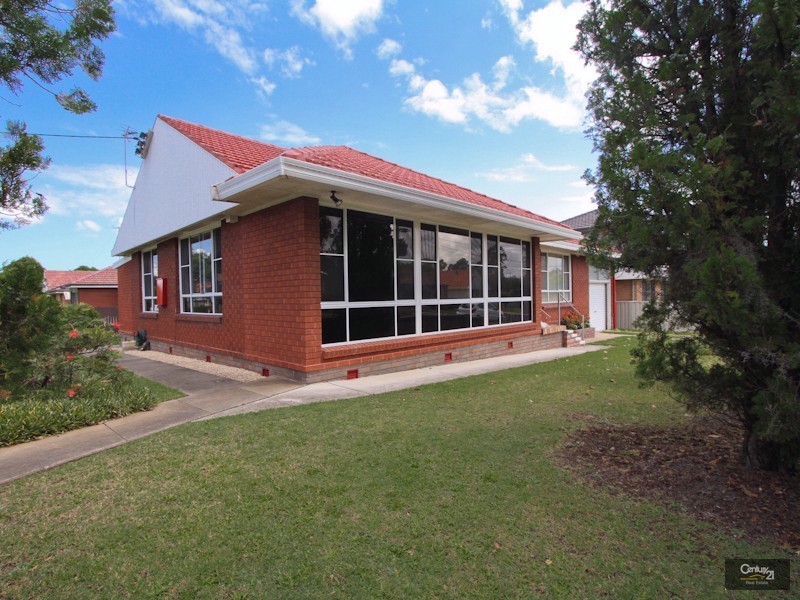 8 Park Road, Speers Point NSW 2284