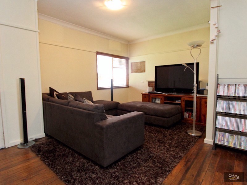 39 Douglas Street, Wallsend NSW 2287