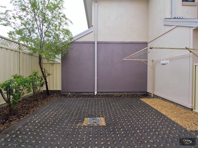 2/36 Albert Street, Warners Bay NSW 2282