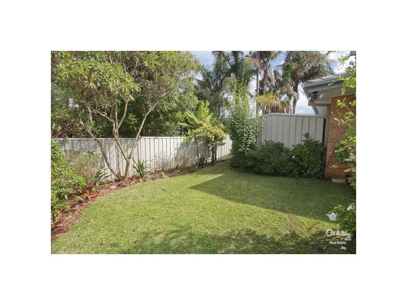 4/14 Berringar Road, Valentine NSW 2280