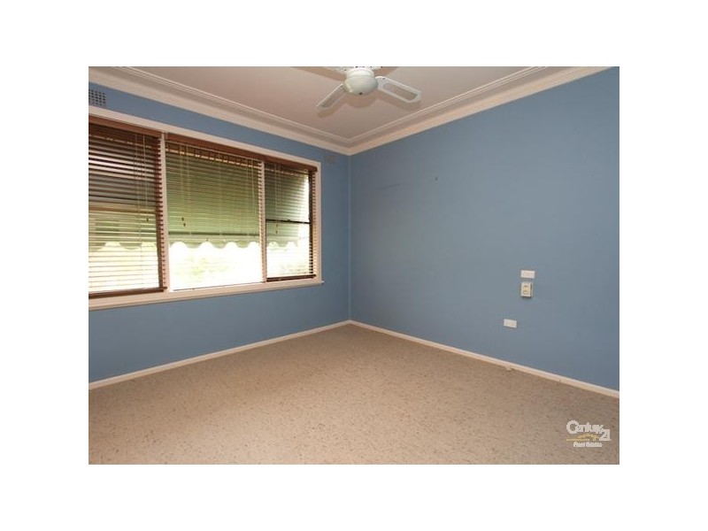 17 Merran Avenue, Charlestown NSW 2290