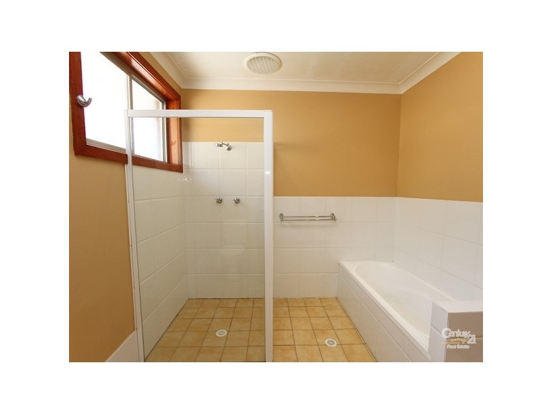 3 Christopher Avenue, Valentine NSW 2280