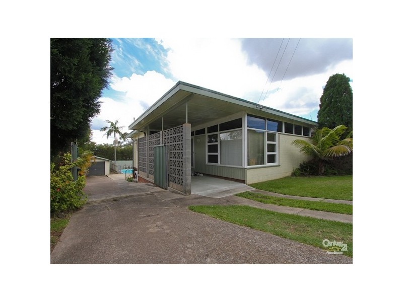 12 Elizabeth Street, Eleebana NSW 2282