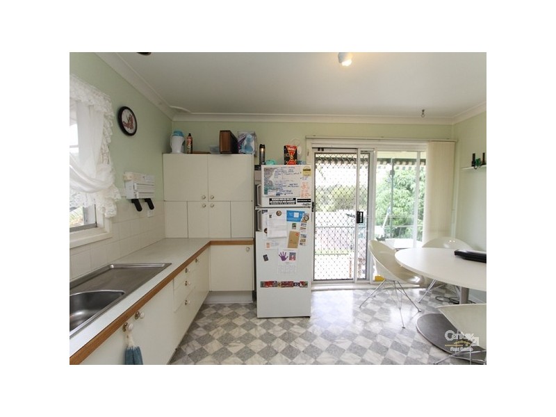12 Elizabeth Street, Eleebana NSW 2282