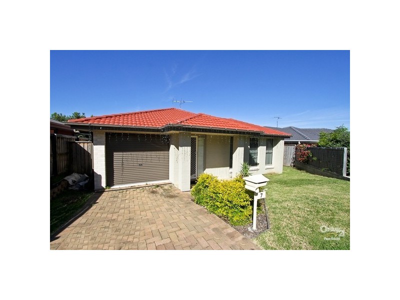 7 Harmony Crescent, Mount Hutton NSW 2290