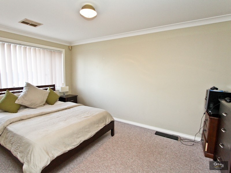 7/4-6 Robb Street, Belmont NSW 2280