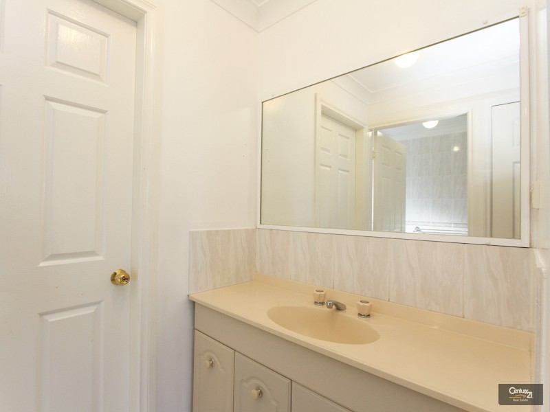 7/4-6 Robb Street, Belmont NSW 2280