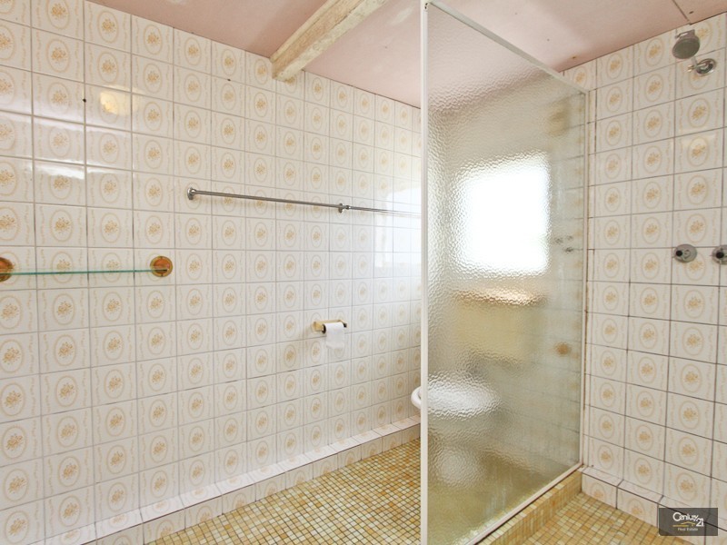 26 Tallawalla Road, Valentine NSW 2280
