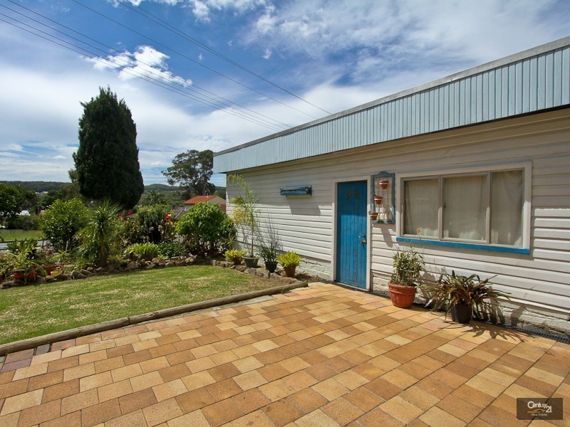 26 Tallawalla Road, Valentine NSW 2280