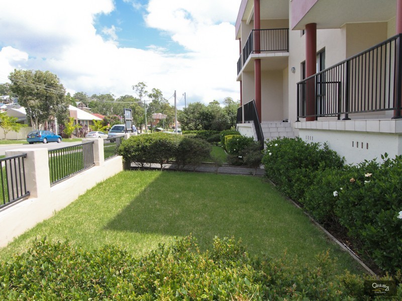 3/4 Berringar Road, Valentine NSW 2280