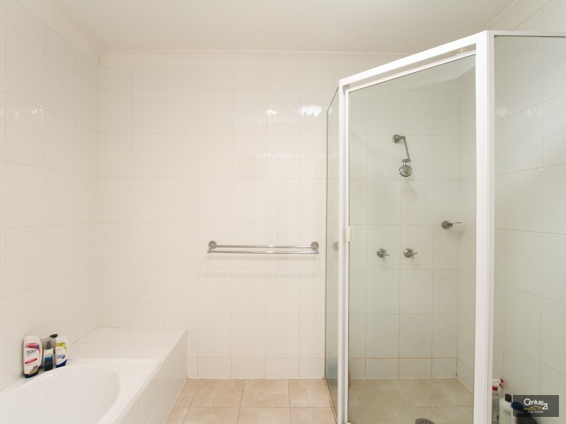 3/4 Berringar Road, Valentine NSW 2280