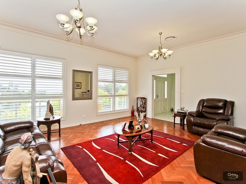 6 Barrabool Close, Wallsend NSW 2287