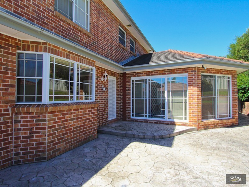 102 Regal Way, Valentine NSW 2280