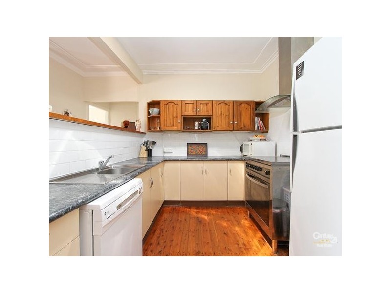 5 Lyndhurst Street, Dudley NSW 2290