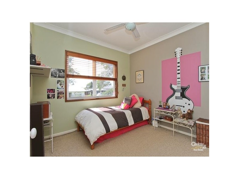 5 Lyndhurst Street, Dudley NSW 2290