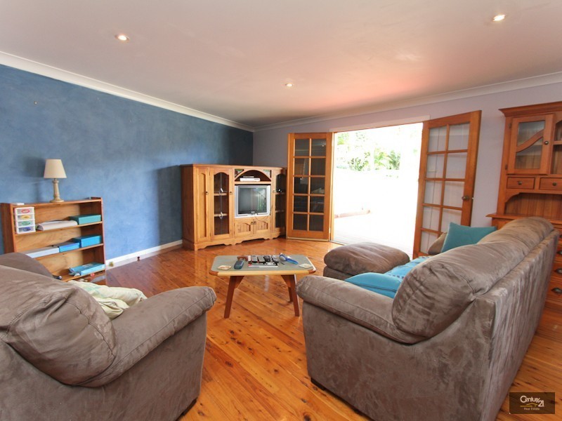 43 Newbold Road, Macquarie Hills NSW 2285