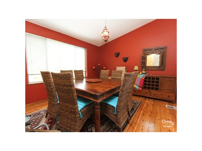 31a Pannamena Crescent, Eleebana NSW 2282