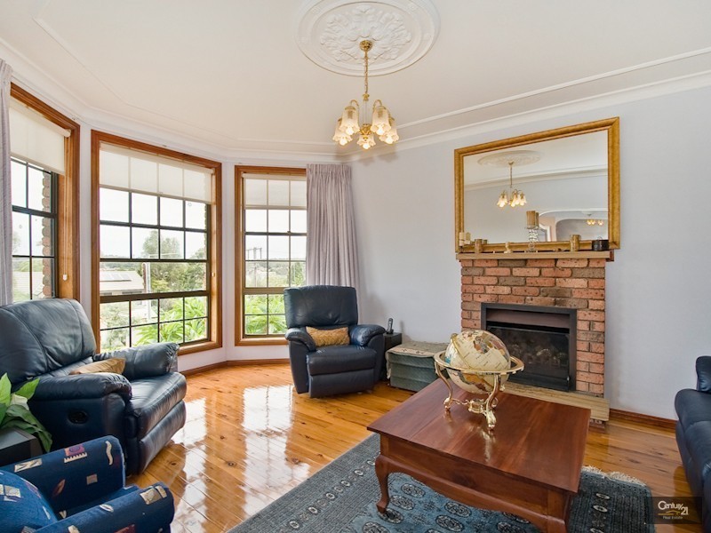 43 Alkrington Avenue, Fishing Point NSW 2283