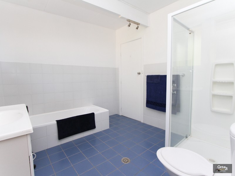 19  Morris Street, Eleebana NSW 2282