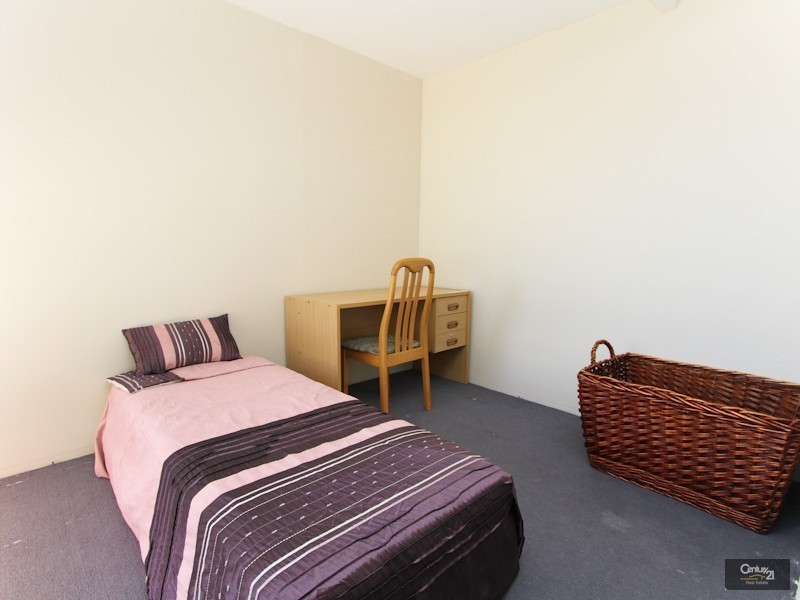 19  Morris Street, Eleebana NSW 2282