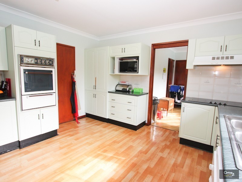 35 Victor Avenue, Valentine NSW 2280