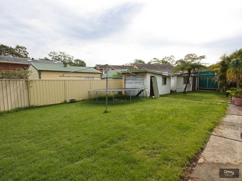 35 Victor Avenue, Valentine NSW 2280