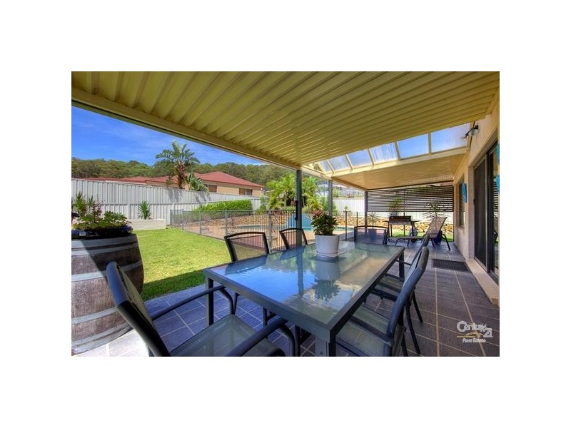 59 Greenpoint Drive, Belmont NSW 2280