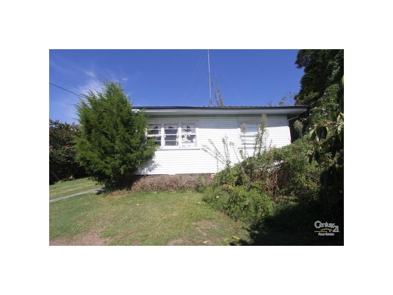 9 Berringar Road, Valentine NSW 2280
