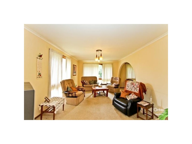 36 Robertson Road, Valentine NSW 2280