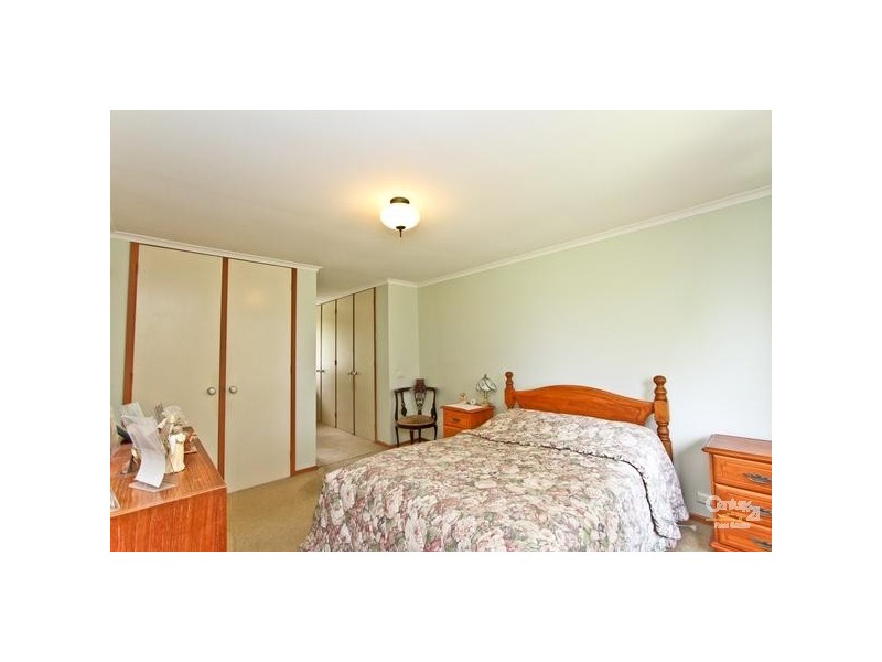 36 Robertson Road, Valentine NSW 2280