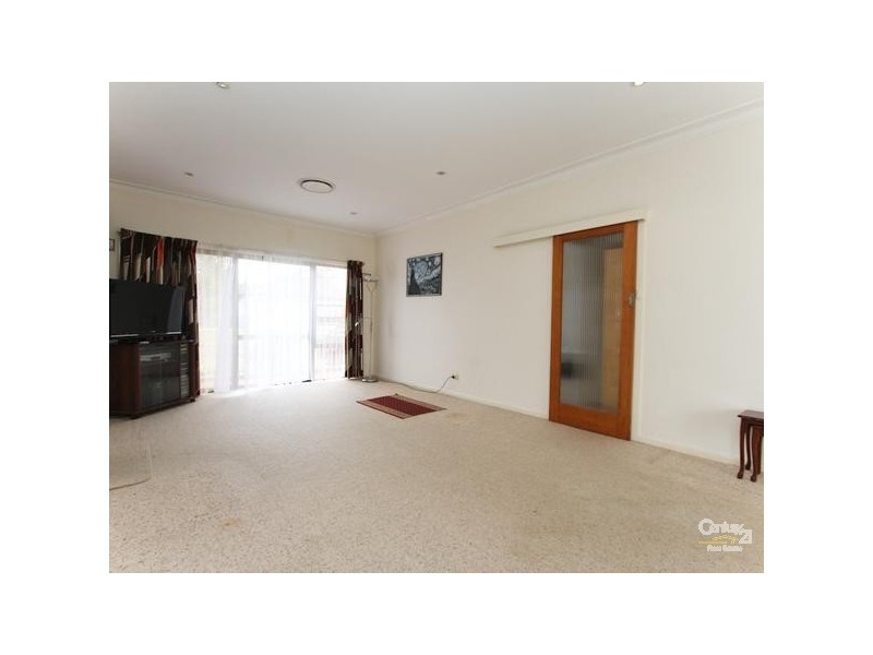 13 Augusta Street, Warners Bay NSW 2282