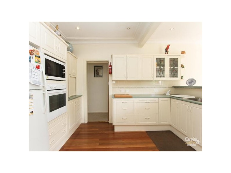 13 Augusta Street, Warners Bay NSW 2282